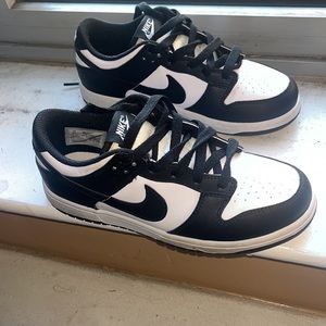Nike panda dunks
